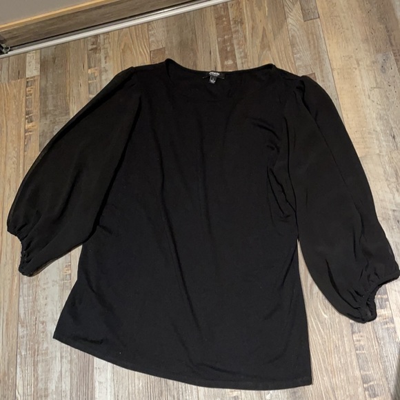 Tops: sm-lrg - Yaya, Zara, Suzy Shier, lucky brand - Picture 6 of 16